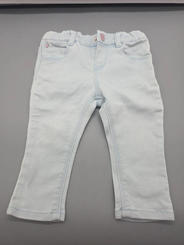Hellblaue Zara Babyjeans in Größe 74, Vorderansicht