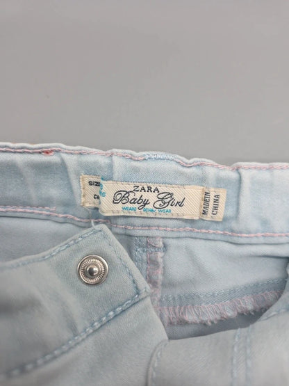 Zara Baby Girl Markenetikett und Druckknopfverschluss