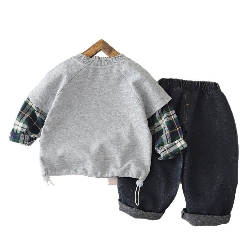 Long sleeved hoodie two-piece set for babies in spring and autumn
