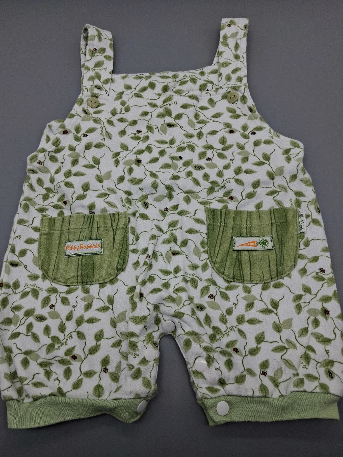 Grün-weiße Le Monde Latzhose mit Blättermotiv, Größe 80