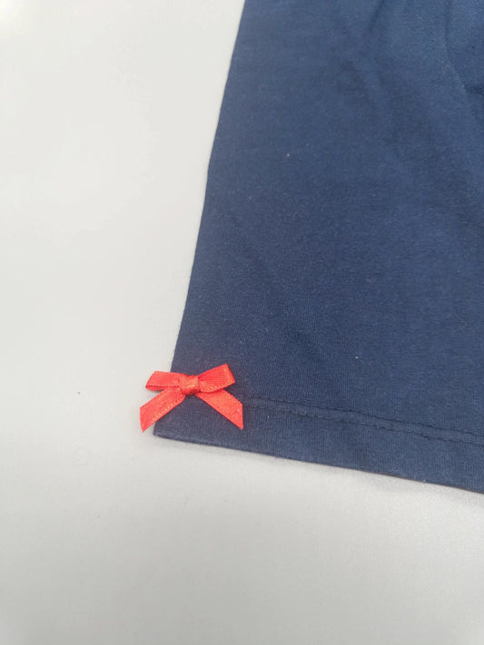 Schleifen an der Kids Wear Hose
