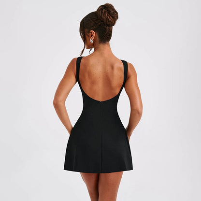 Rückenfreies Minikleid, Stoffdetail