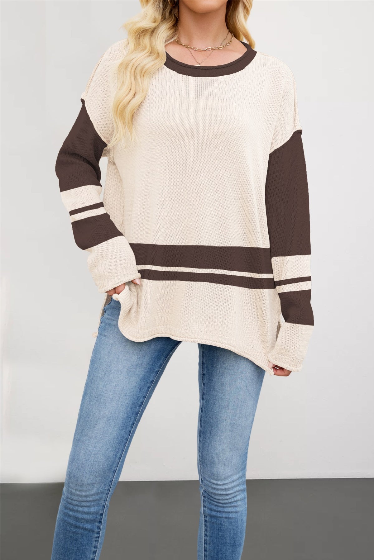 Colorblock-Pullover mit Rundhalsausschnitt, locker geschnitten