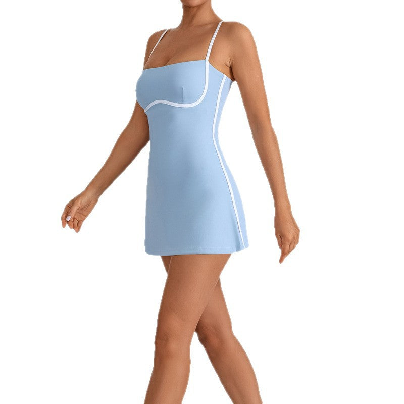 Sportkleid für Yoga und Tennis mit integriertem BH