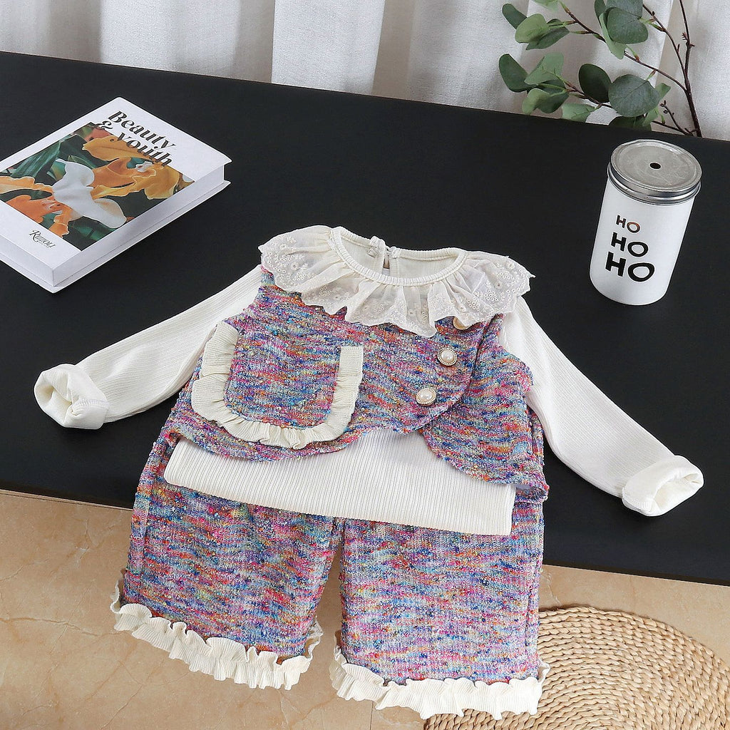 Baby girl autumn long sleeved three piece set of clothes
