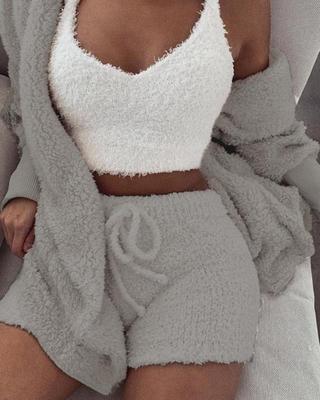 3-teiliges Damen Schlafanzug Set – Langarm Crop Top & Shorts – Ansicht 3
