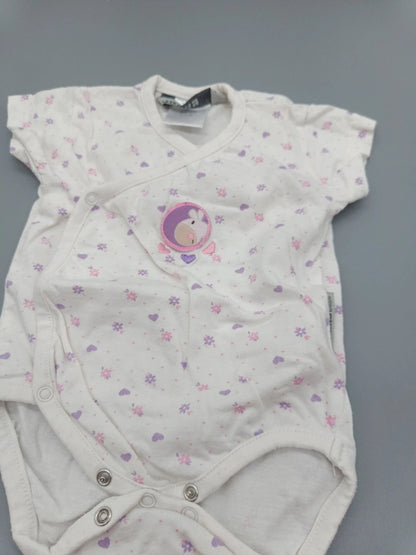 Lila Jacky Baby Wickelbody mit Herzchen, Größe 50/56