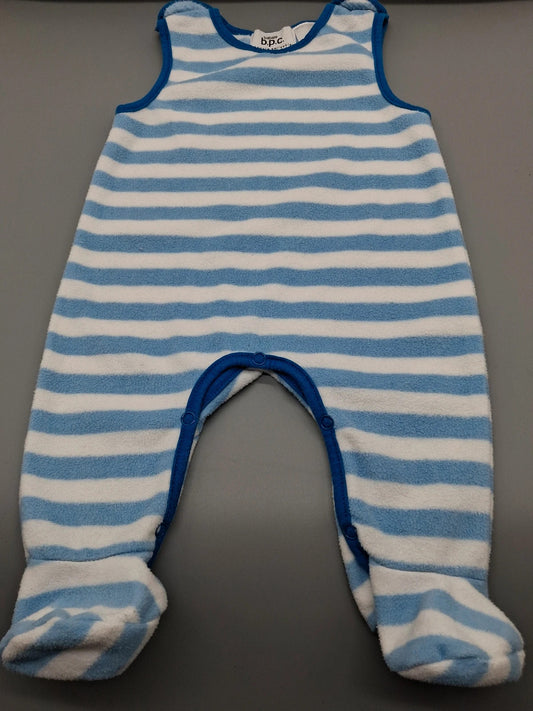 Hellblau-weißer B.P.C Strampler in Größe 62