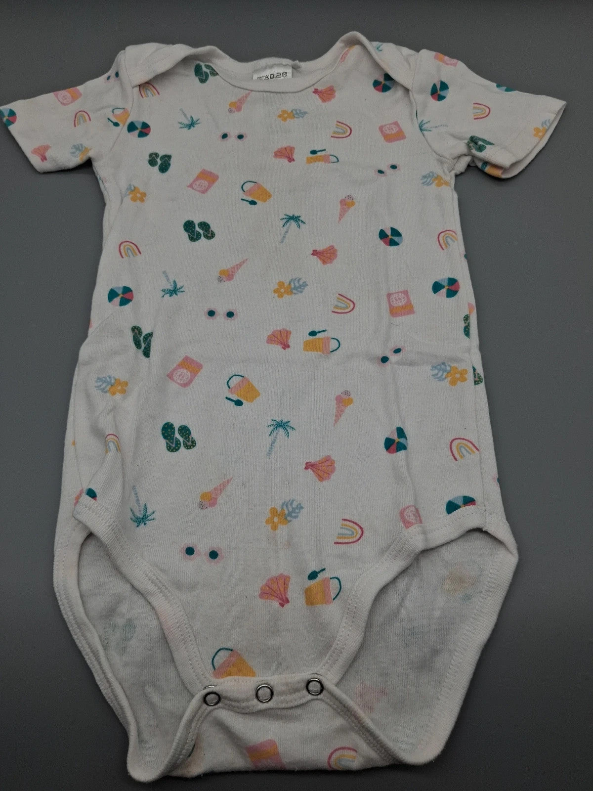 Bunt bedruckter Pocopiano Kurzarmbody in Größe 98/104