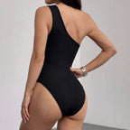 Schulterfreier Jumpsuit Eng Anliegend