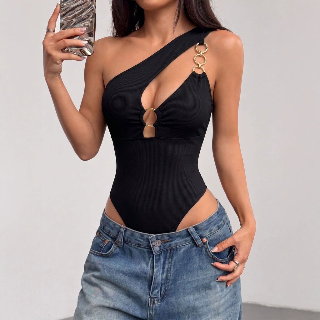 Schulterfreier Jumpsuit Eng Anliegend