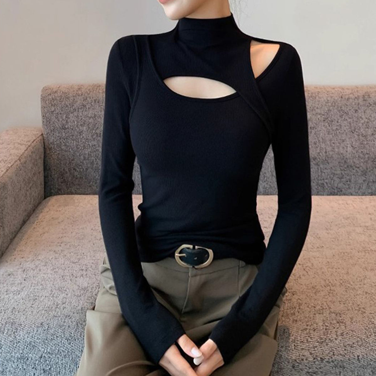 Damen Rippstrick-Top mit halbhohem Kragen, Schwarz, Cut-Out, eng anliegend, für Frühling & Herbst