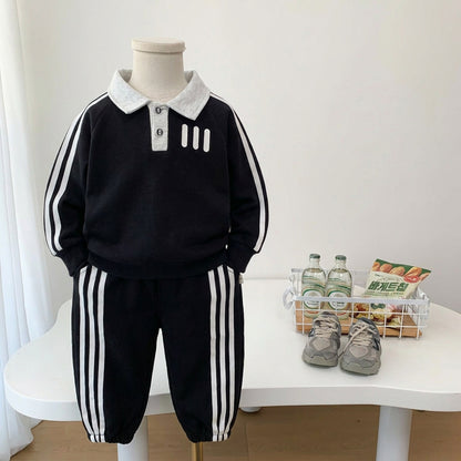 Langarm-Poloshirt und Hose in Grau oder Schwarz