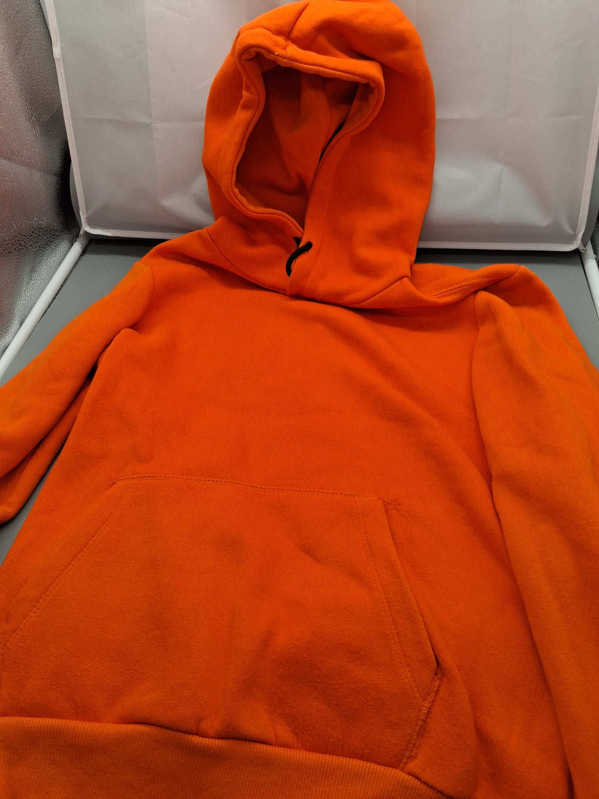 2thousandone Hoodie Orange Vorderseite