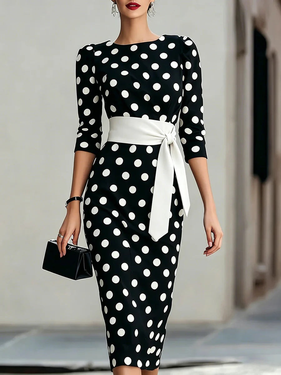 Polka-Dot Midikleid, Taillengurt Nahaufnahme