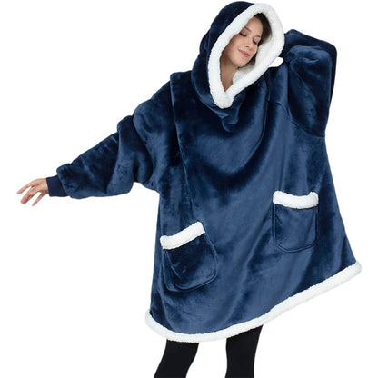 Übergroße Hoodie-Decke aus Fleece mit Kapuze – Bild 4