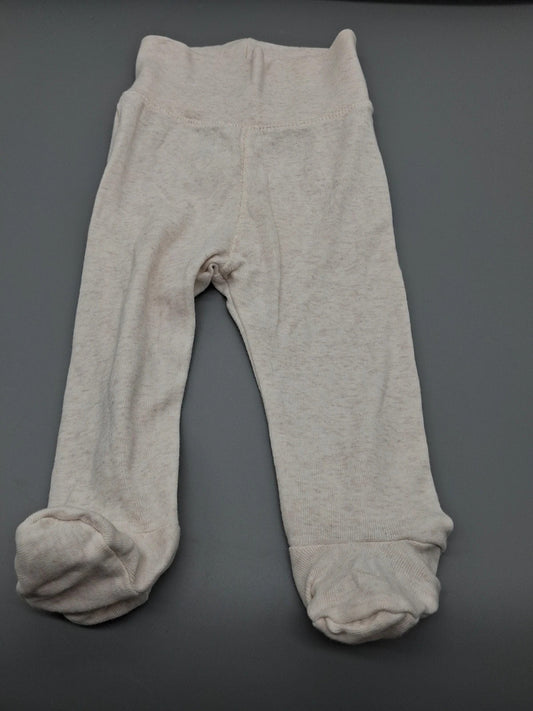 Cremefarbene H&M Babyhose mit Füßen in Größe 62